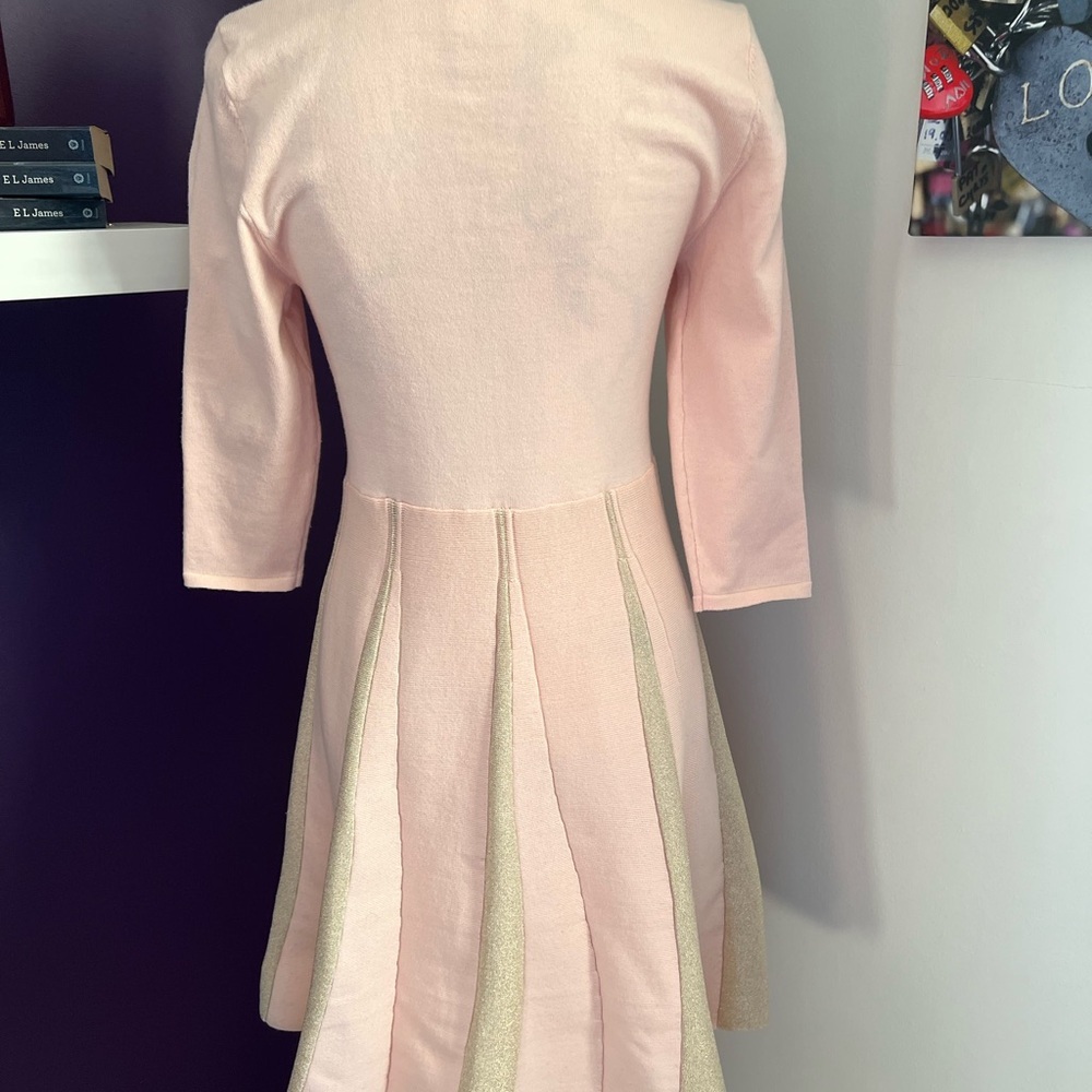 7 for $30 Venus Knit Long Sleeve Dress - Picture 6 of 9
